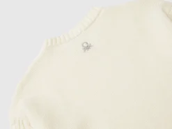 Cable knit sweater in wool blend