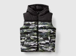 Camouflage padded vest