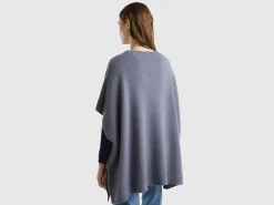 Cape with boat neck