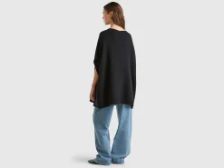 Cape with boat neck