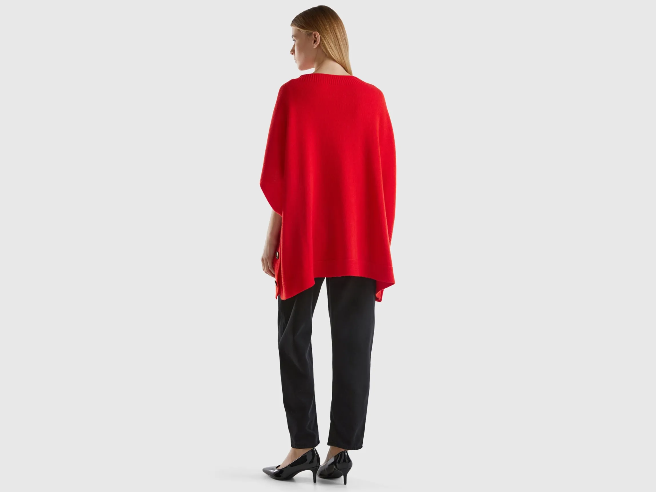 Cape with boat neck