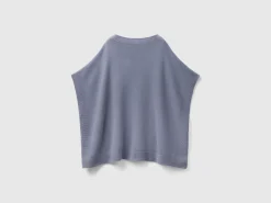 Cape with boat neck