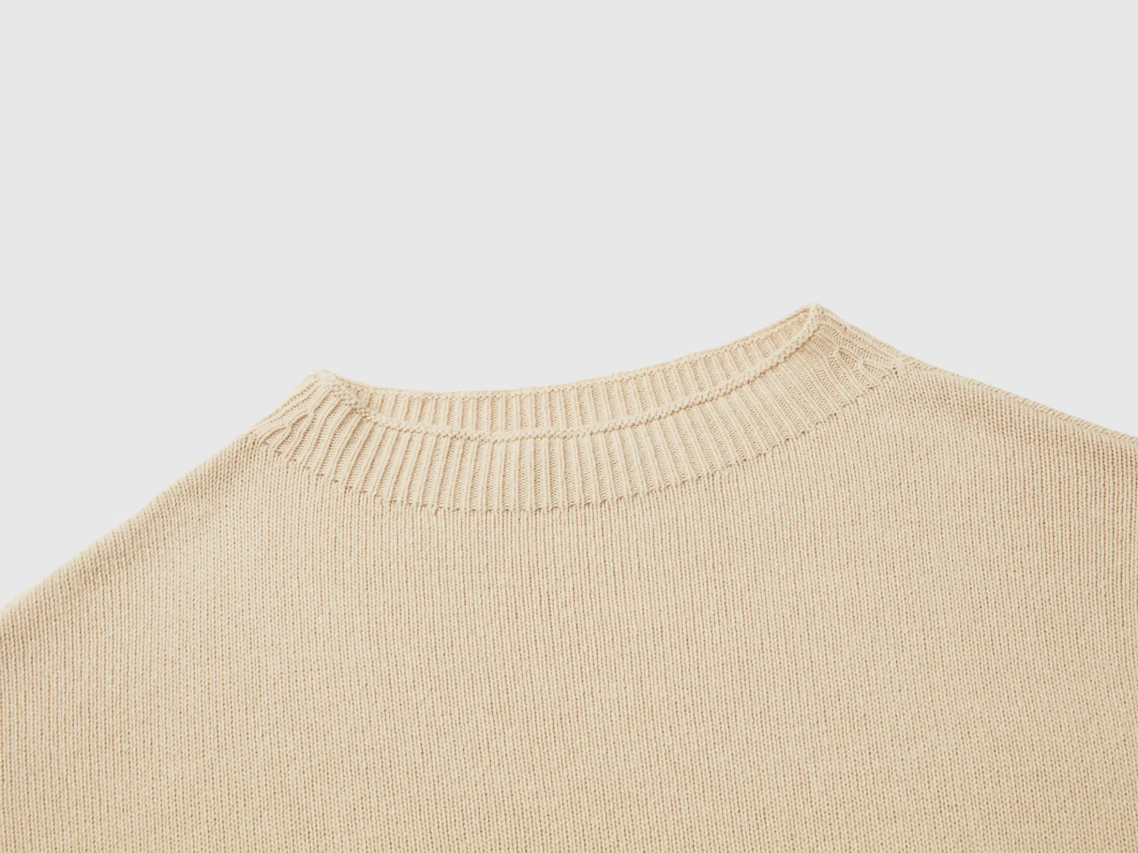 Cape with boat neck