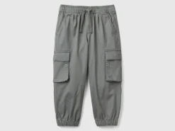 Cargo trousers with drawstring