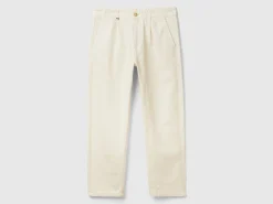 Carrot fit trousers