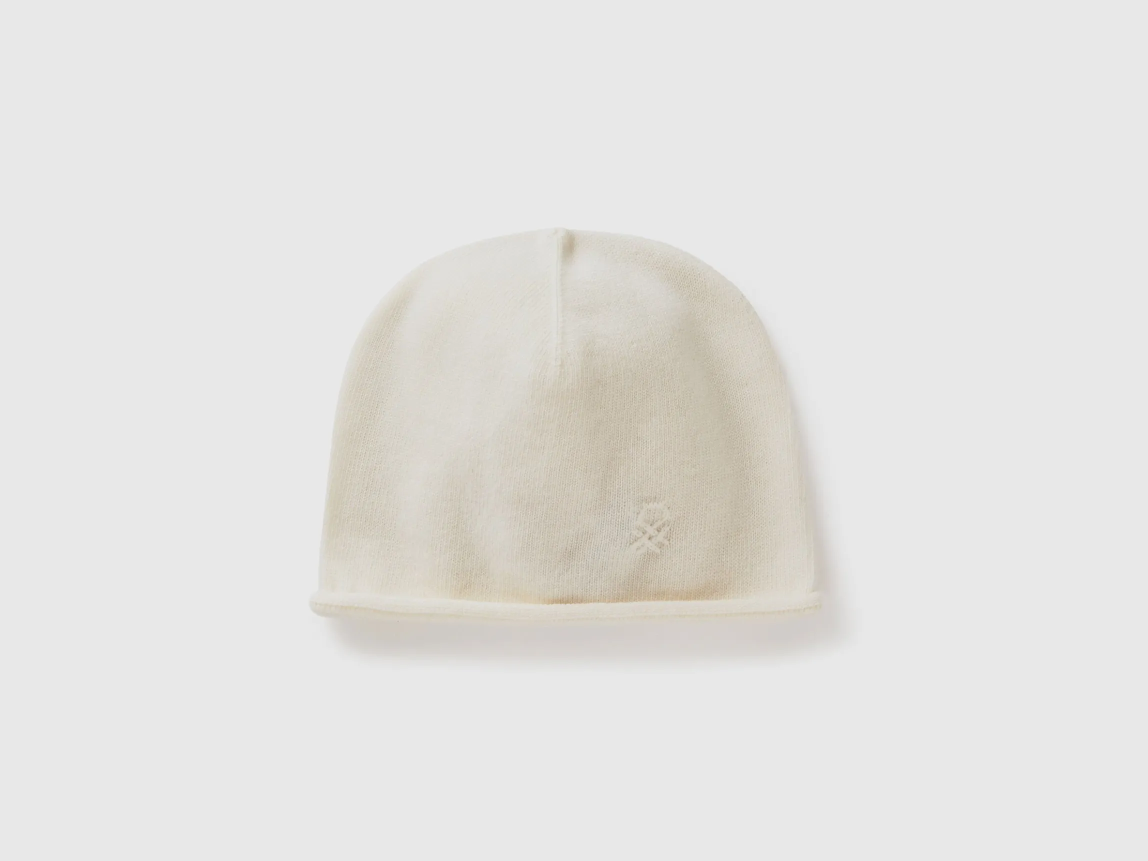 Cashmere blend cap