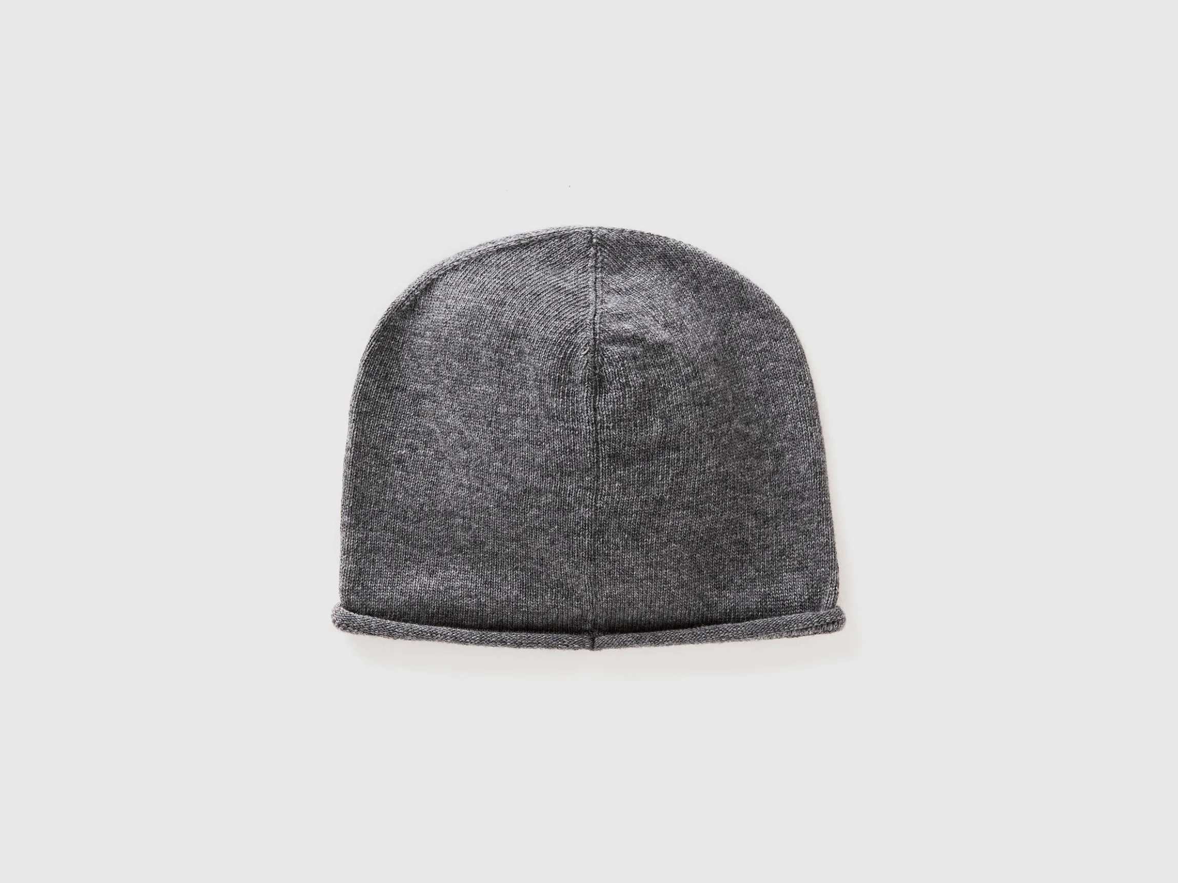 Cashmere blend cap