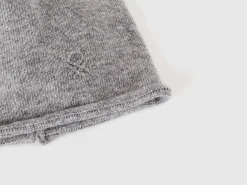 Cashmere blend cap