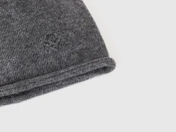 Cashmere blend cap