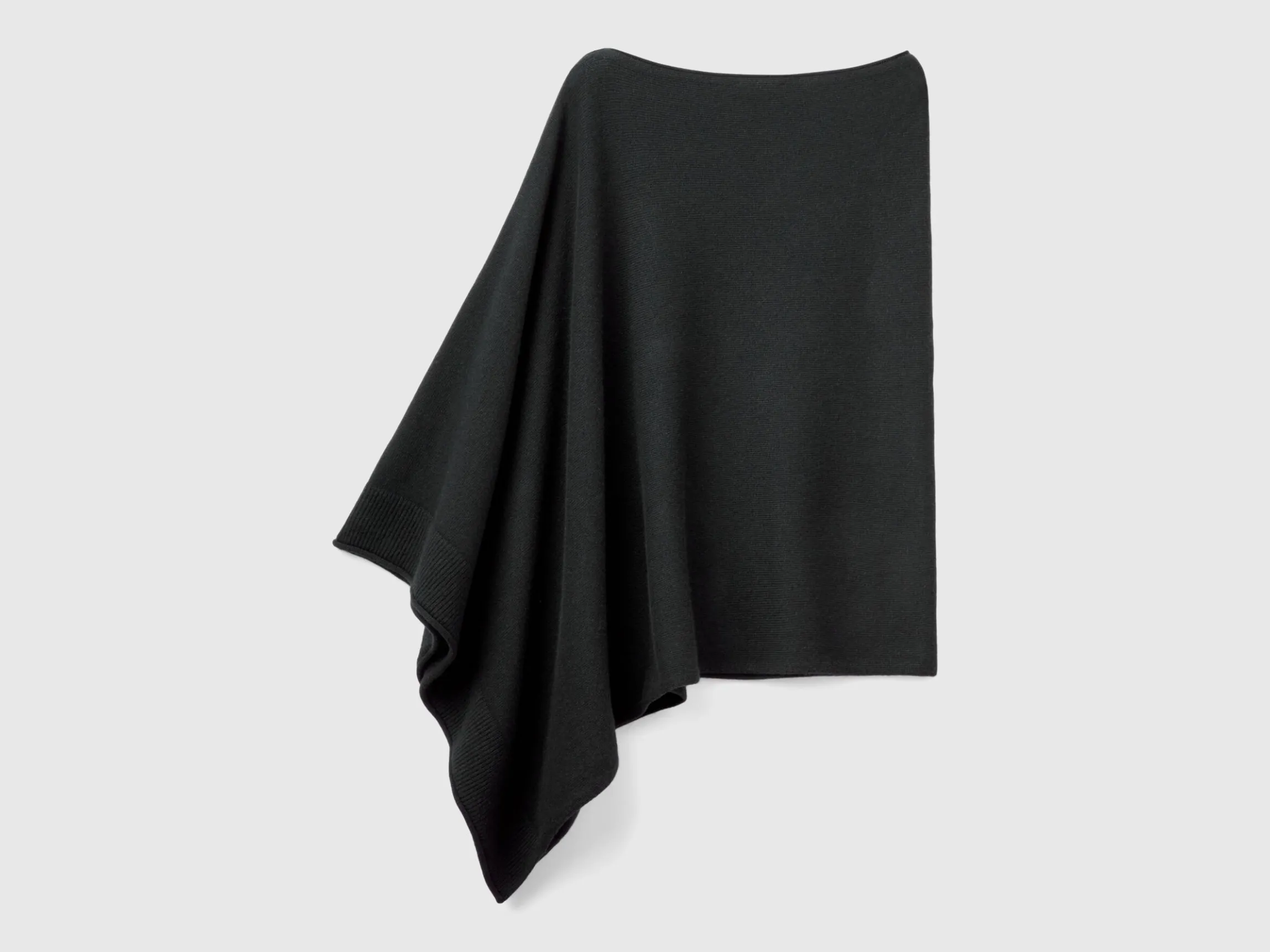 Cashmere blend poncho
