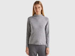 Cashmere blend sweater