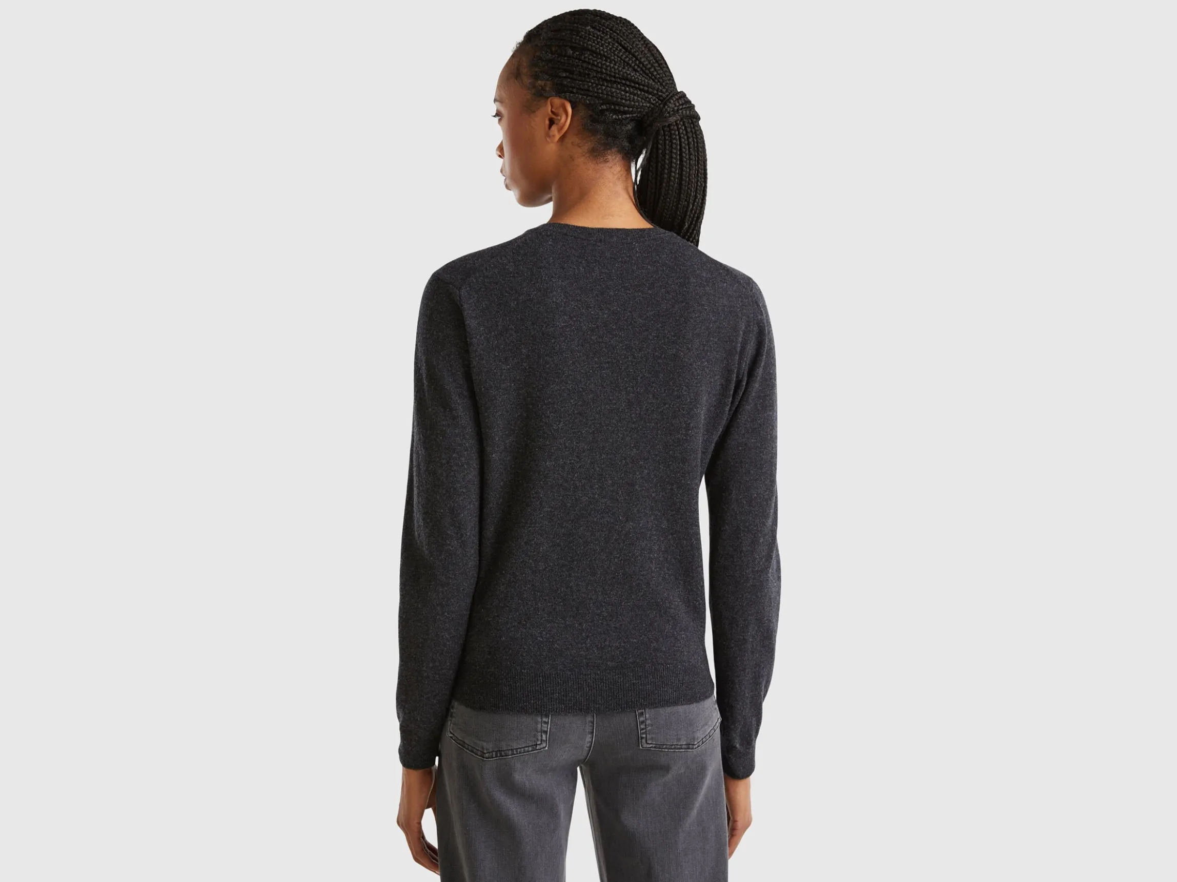 Charcoal gray crew neck sweater in pure Merino wool
