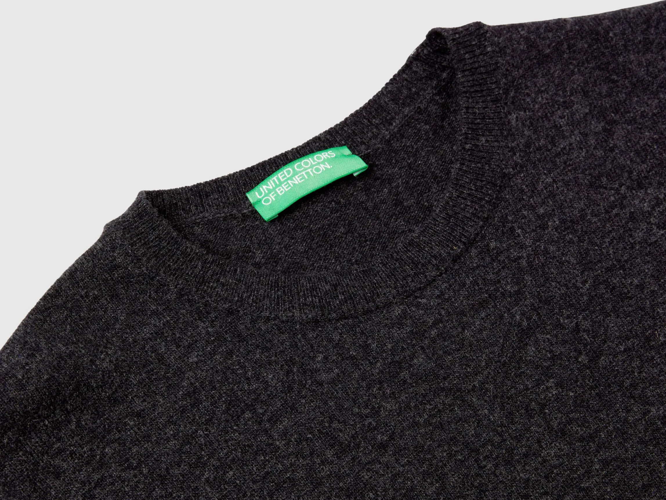 Charcoal gray crew neck sweater in pure Merino wool