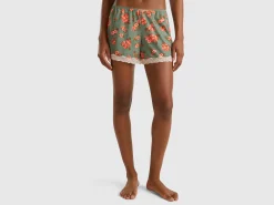 Charmeuse shorts with floral print