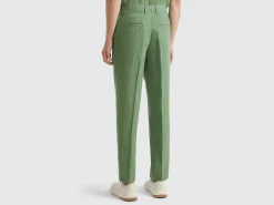 Chinos in pure linen