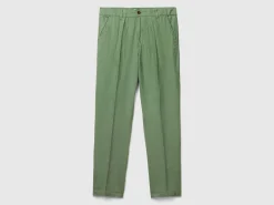 Chinos in pure linen
