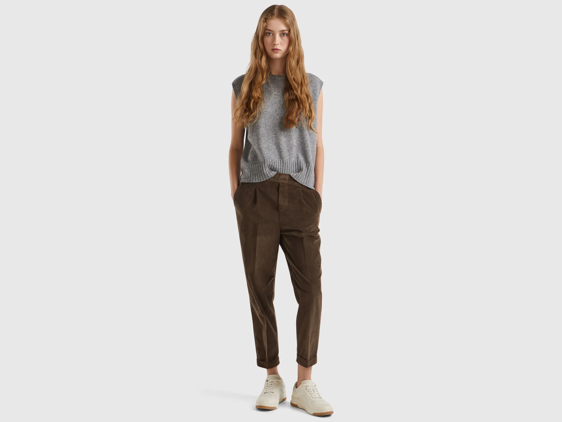 Chinos in velvet with stretch waist