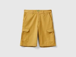 Cotton blend cargo shorts