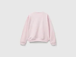 100% cotton sweatshirt with glittery logo