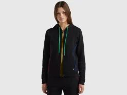 100% cotton sweatshirt with zip and hood