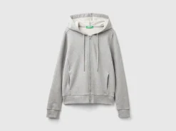 100% cotton sweatshirt with zip and hood
