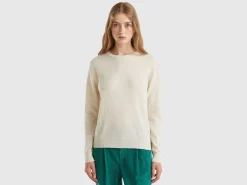 Cream crew neck sweater in Merino wool