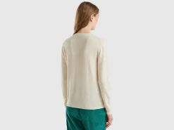 Cream crew neck sweater in Merino wool