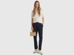 Cream white short sleeve turtleneck in cashmere blend