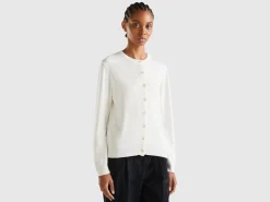 Cream white turtleneck in cashmere and wool blend