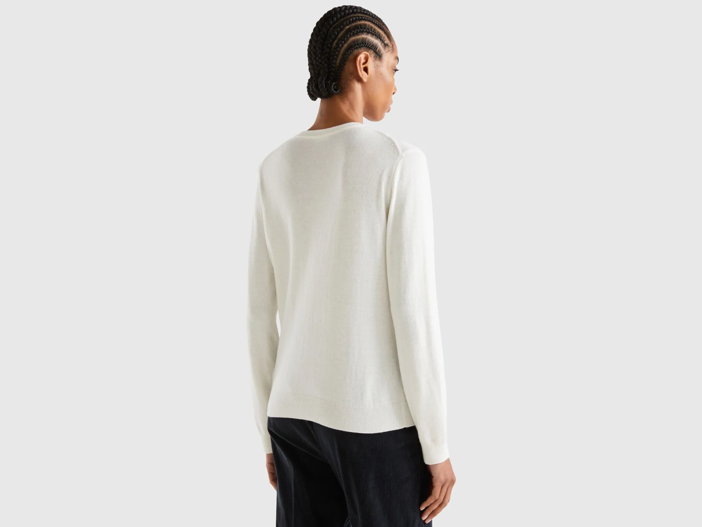 Cream white turtleneck in cashmere and wool blend