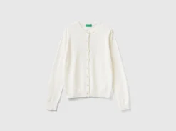 Cream white turtleneck in cashmere and wool blend