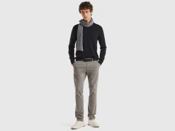Crew neck sweater in 100% cotton