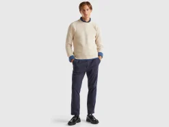 Crew neck sweater in cashmere blend
