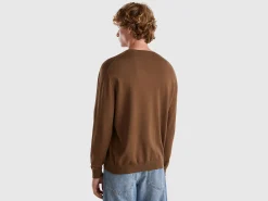 Crew neck sweater in lightweight cotton blend