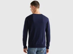Crew neck sweater in lightweight cotton blend