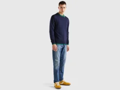 Crew neck sweater in lightweight cotton blend