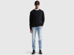 Crew neck sweater in lightweight cotton blend
