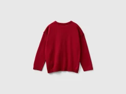 Crew neck sweater with embroidery