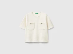Crew neck t-shirt with pockets
