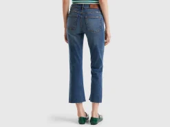 Cropped jeans in recycled cotton