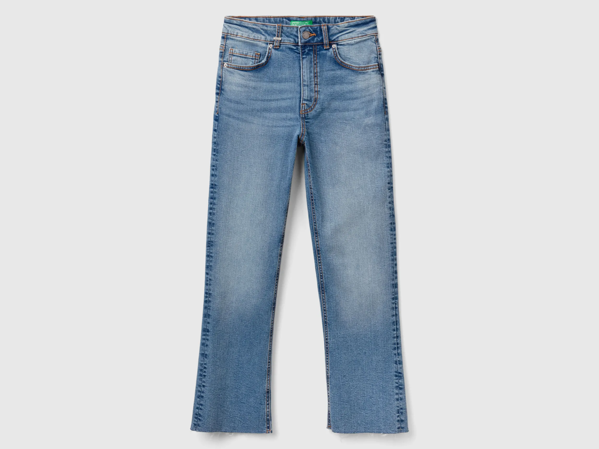 Cropped jeans in recycled cotton