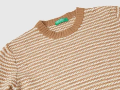 Cropped patterned sweater