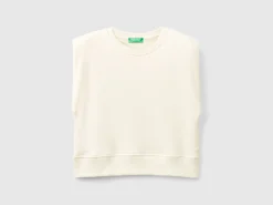 Cropped sweat fabric vest