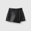 Culottes in imitation leather
