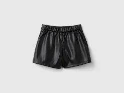 Culottes in imitation leather