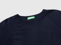 Dark blue crew neck sweater in cashmere and wool blend