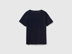 Dark blue short sleeve t-shirt