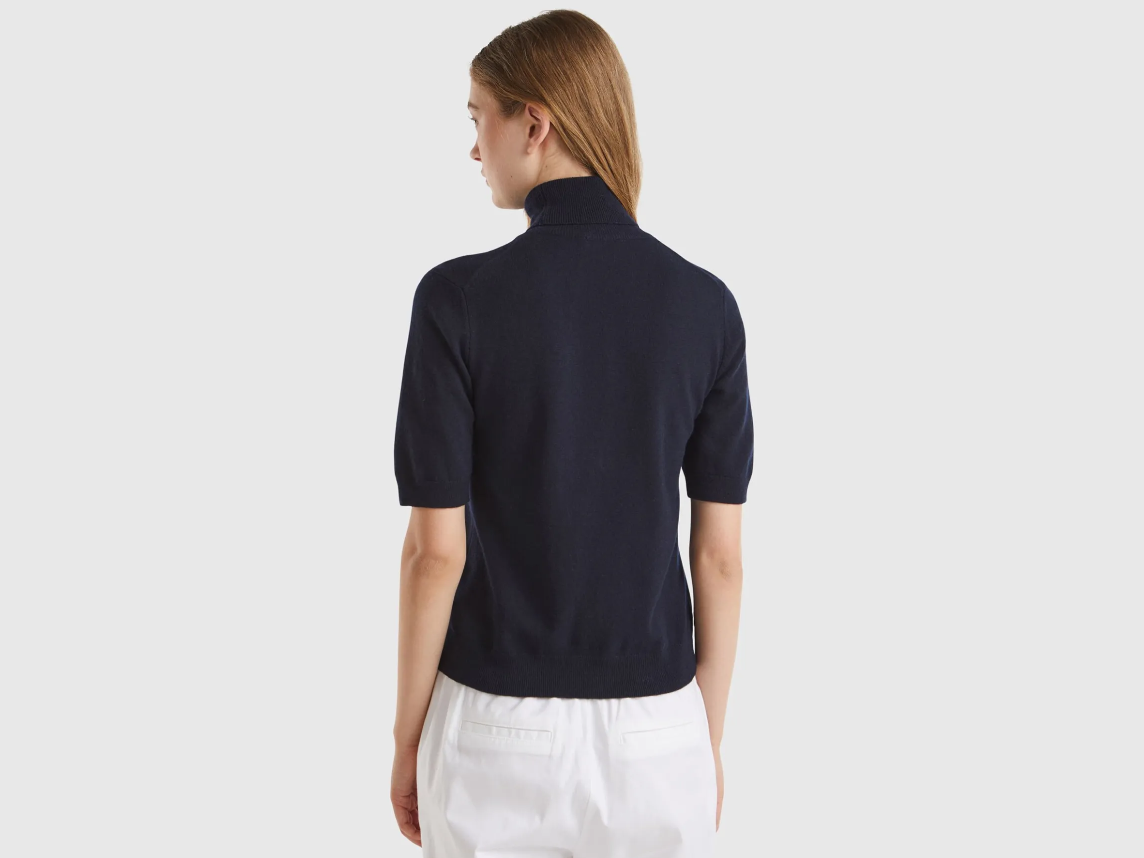 Dark blue short sleeve turtleneck in cashmere blend