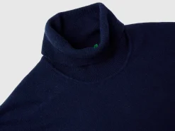Dark blue turtleneck in pure Merino wool