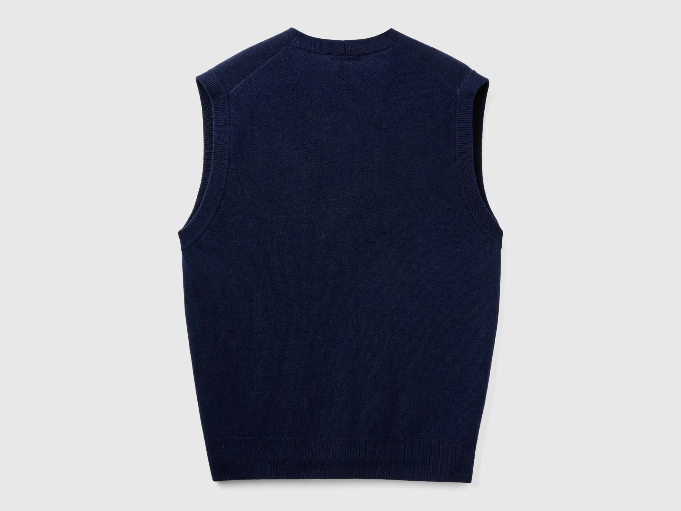 Dark blue vest in pure Merino wool